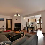 Nina Apartamento