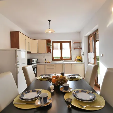 Apartman Nina