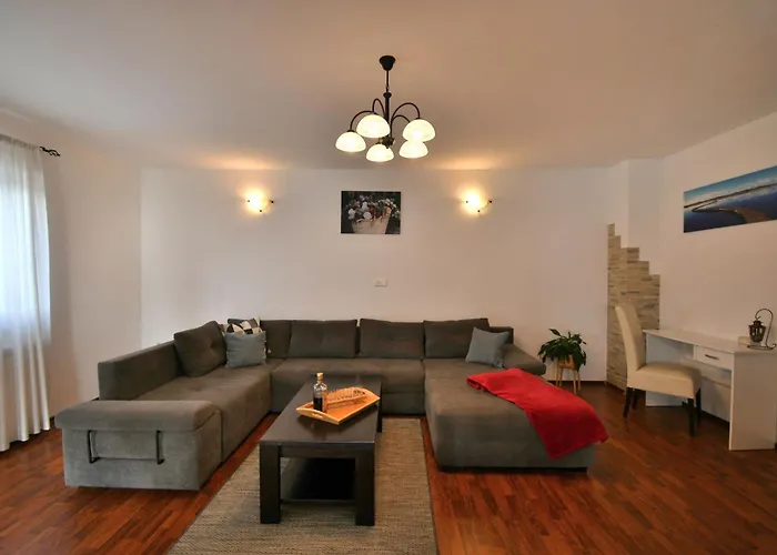 Apartman Nina *