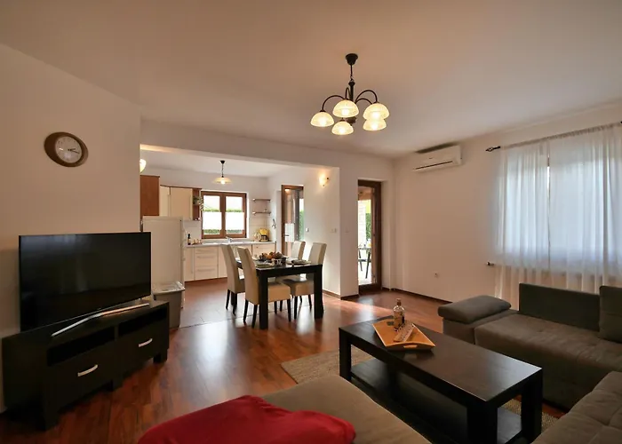 Apartment Nina *